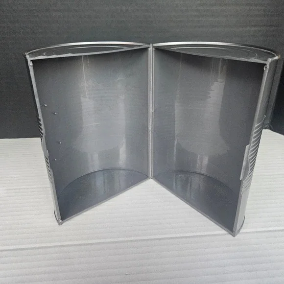 Jean Paul Gaultier Le Male Silver Plastic Can Empty Collectible Display - Picture 4 of 4